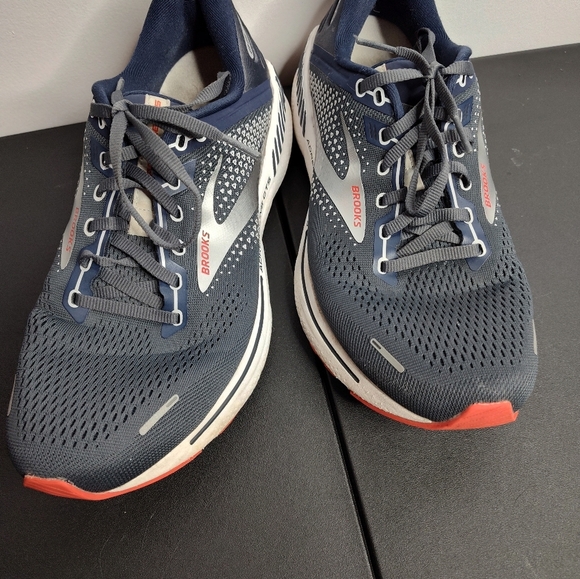 Brooks Adrenaline GTS 22 Men's Size 8.5 Wide 2E Running Shoes - Picture 8 of 9